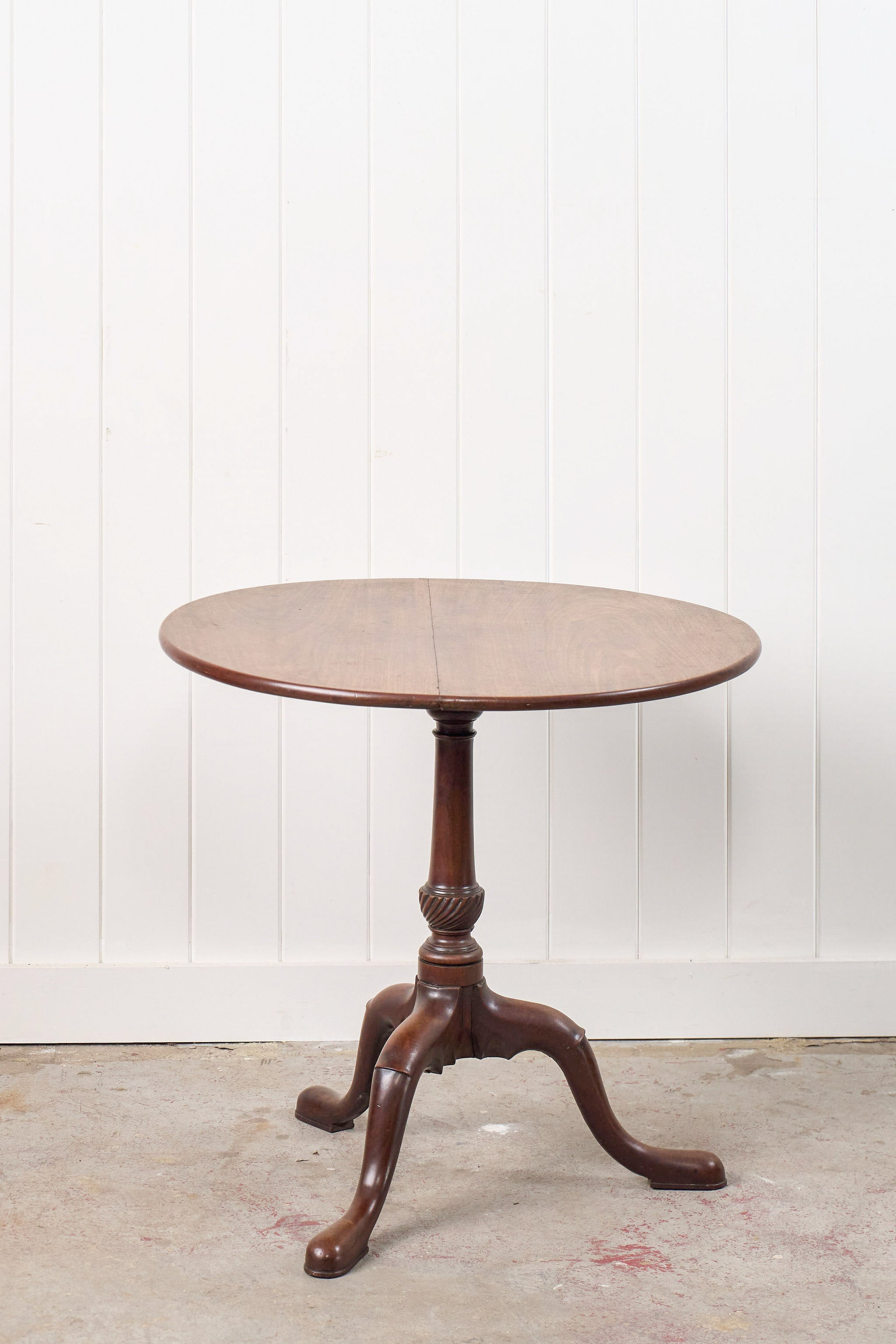 George III Mahogany Pedestal Breakfast/Lamp Table