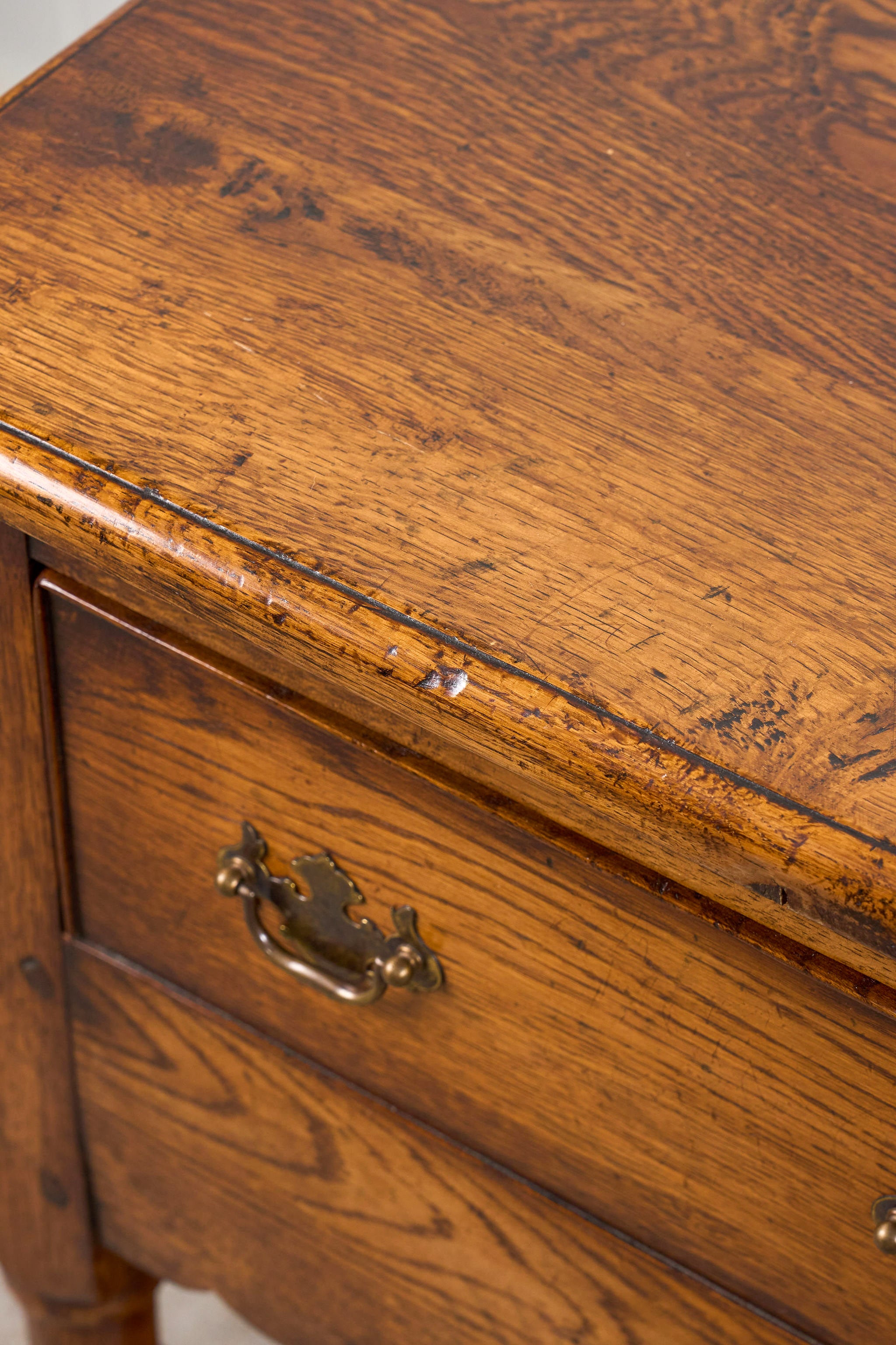19th Century English Oak Dresser Base/Console With Scalloped Apron
