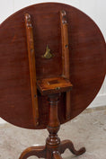 Load image into Gallery viewer, Georgian Pedestal Breakfast Table with Lip
