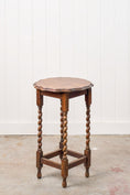Load image into Gallery viewer, Antique English Round Oak Barley Twist Table With Scalloped Edge
