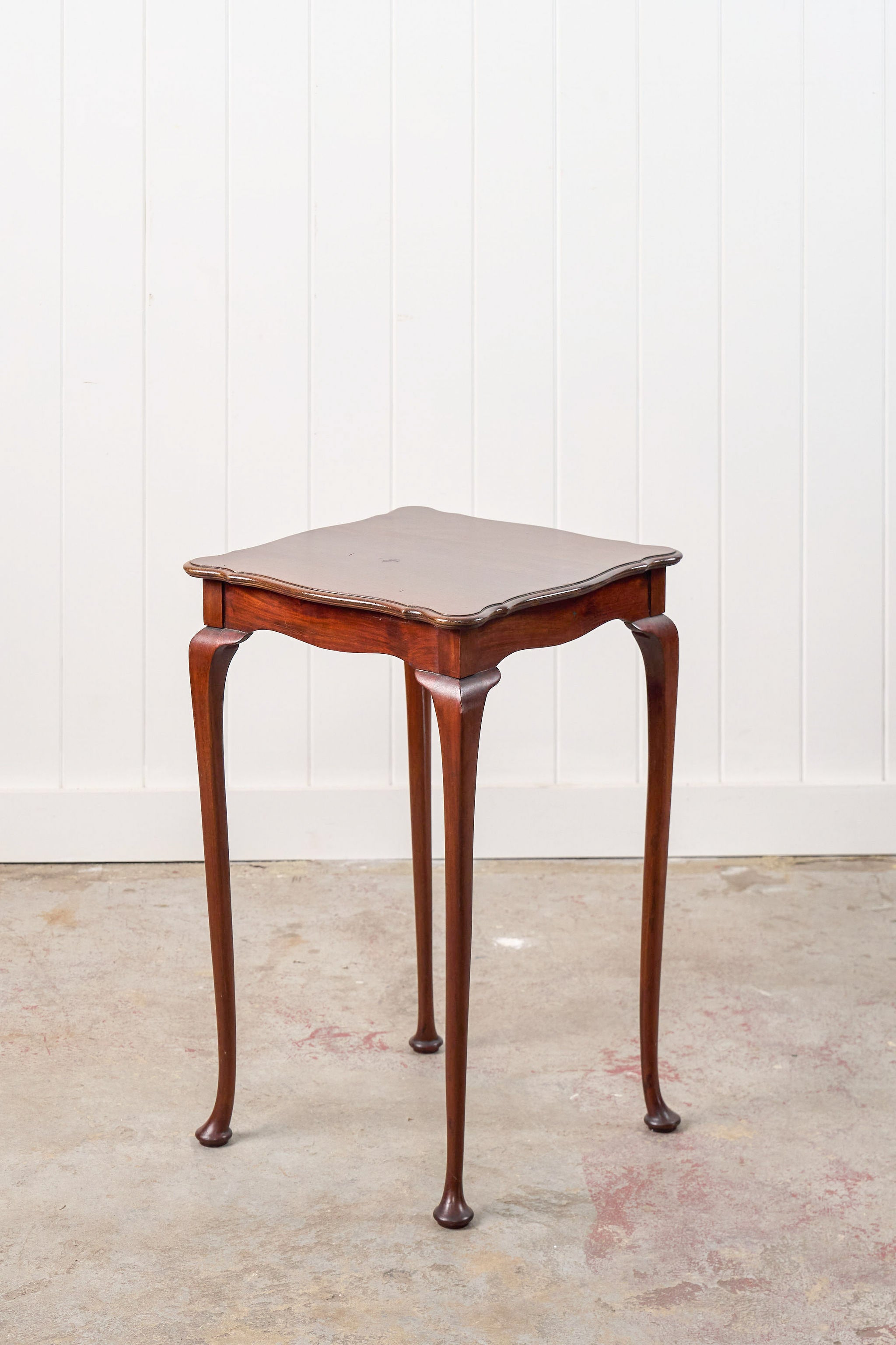 Square Mahogany Scallop Side Table with Padded Feet
