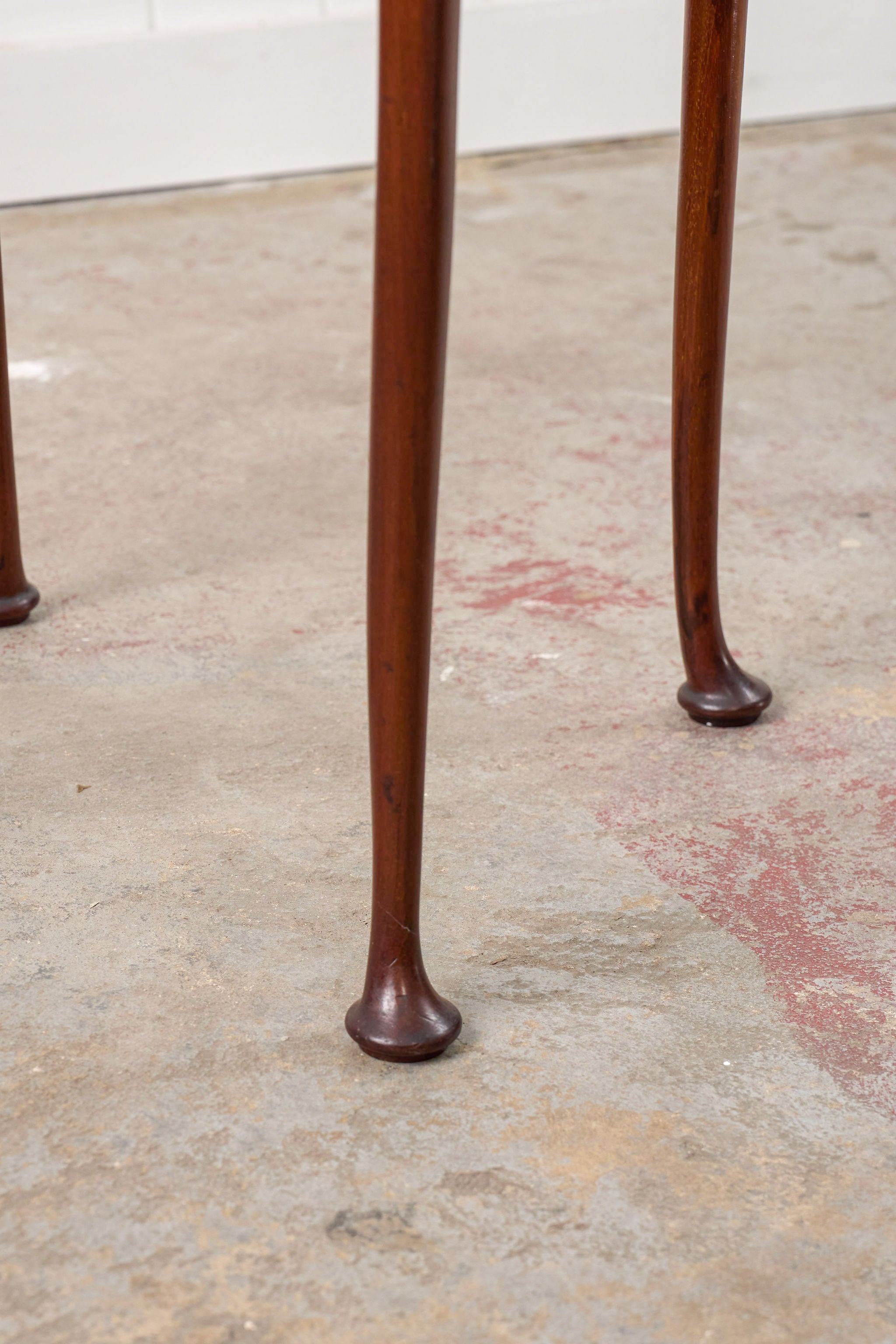 Square Mahogany Scallop Side Table with Padded Feet