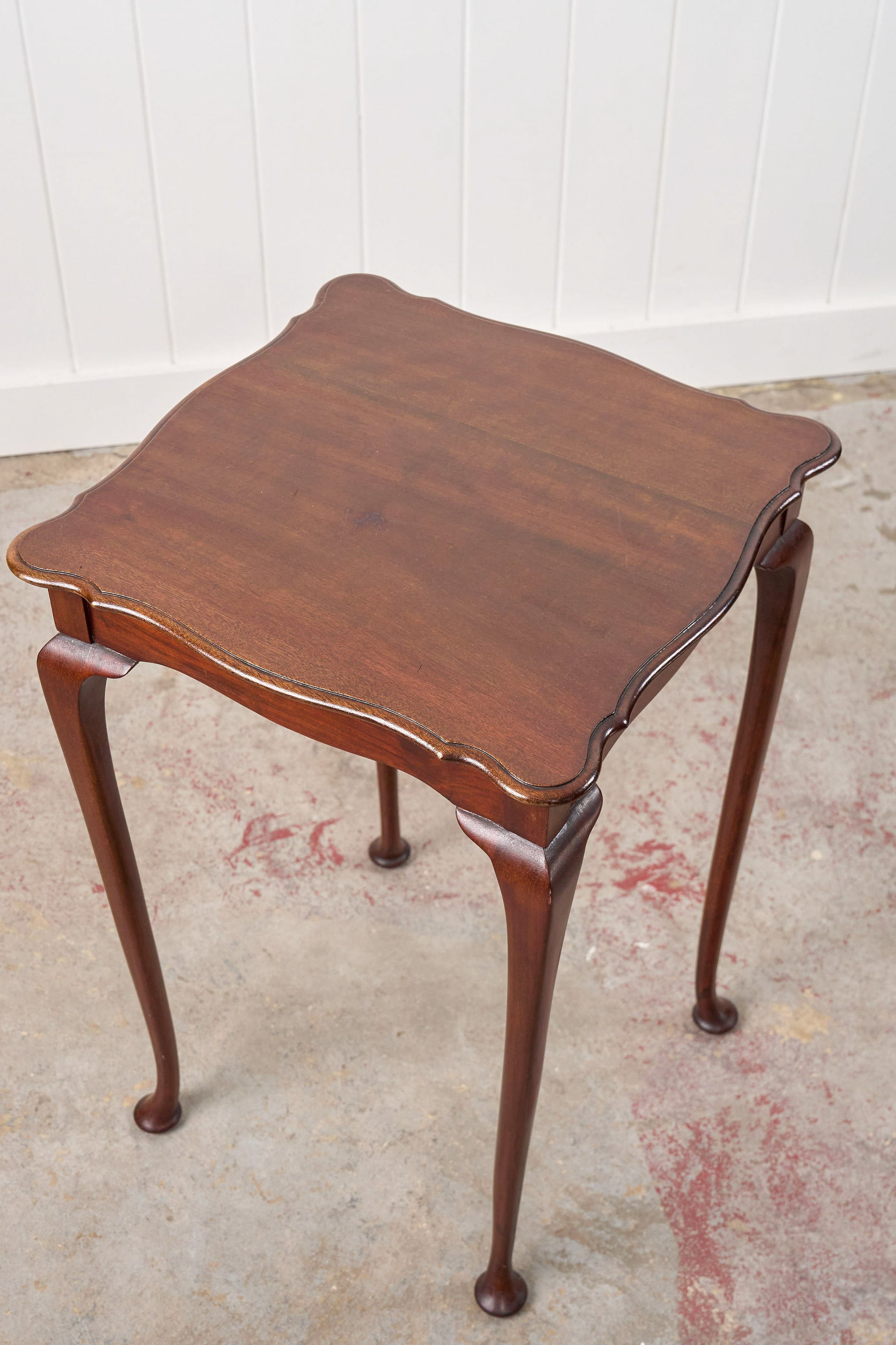 Square Mahogany Scallop Side Table with Padded Feet