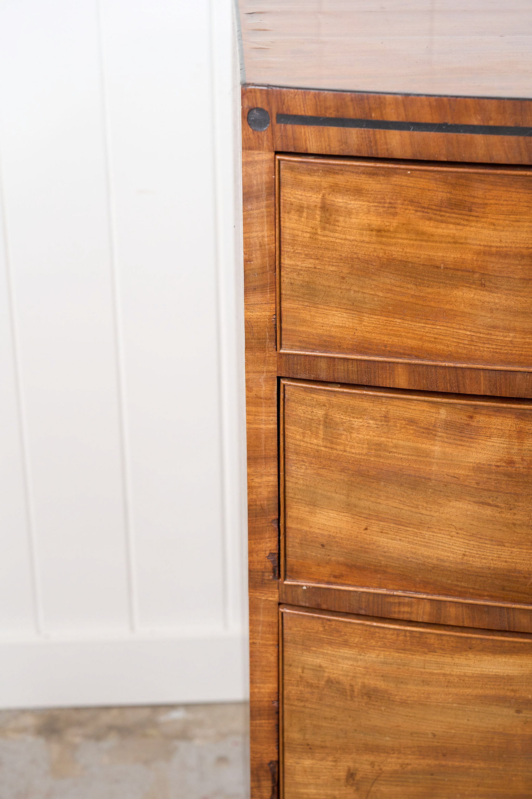 George III Period Mahogany Bowfront Chest with Brass Floral Knobs (c. 1820)