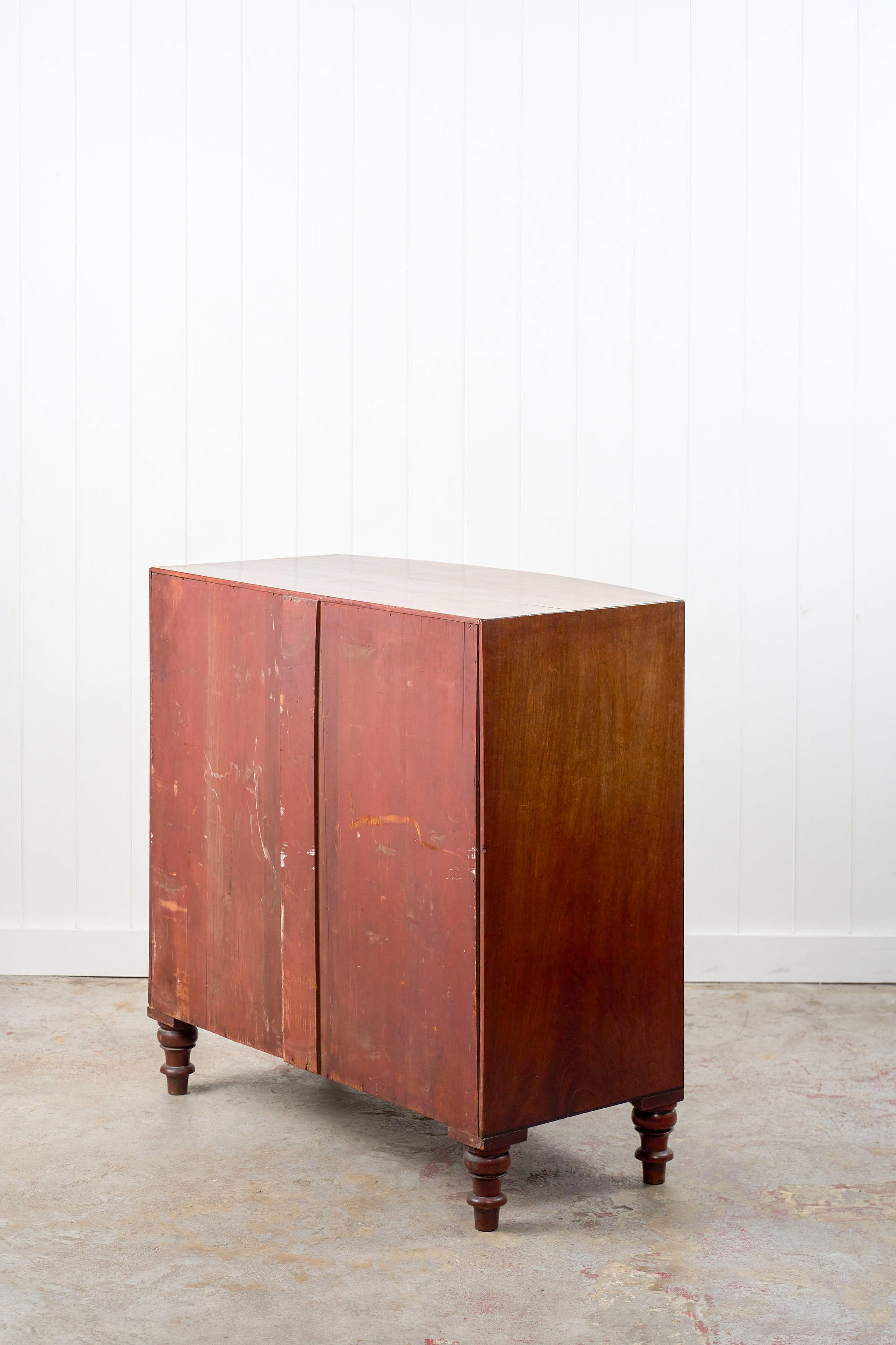 George III Period Mahogany Bowfront Chest with Brass Floral Knobs (c. 1820)