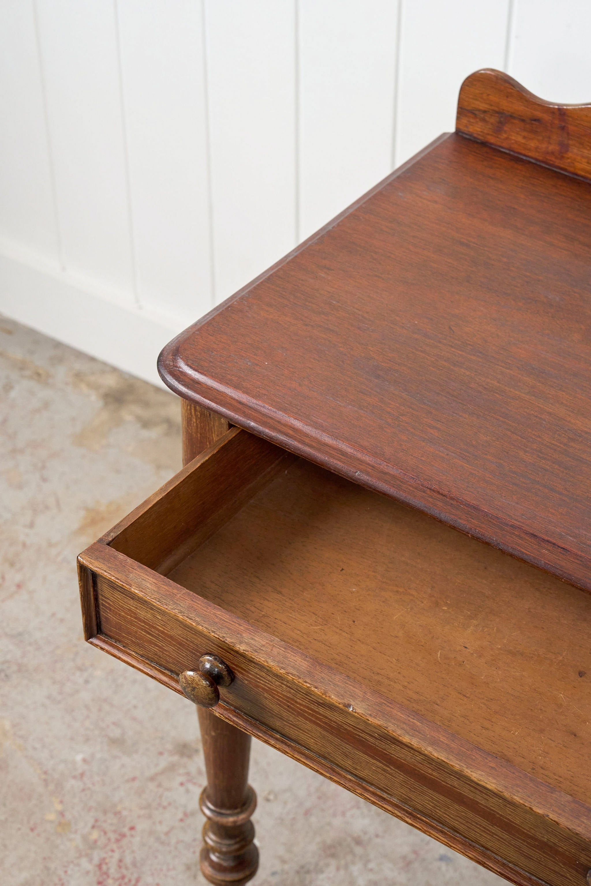 English Oak Side Table w/ Scallop Back Splash