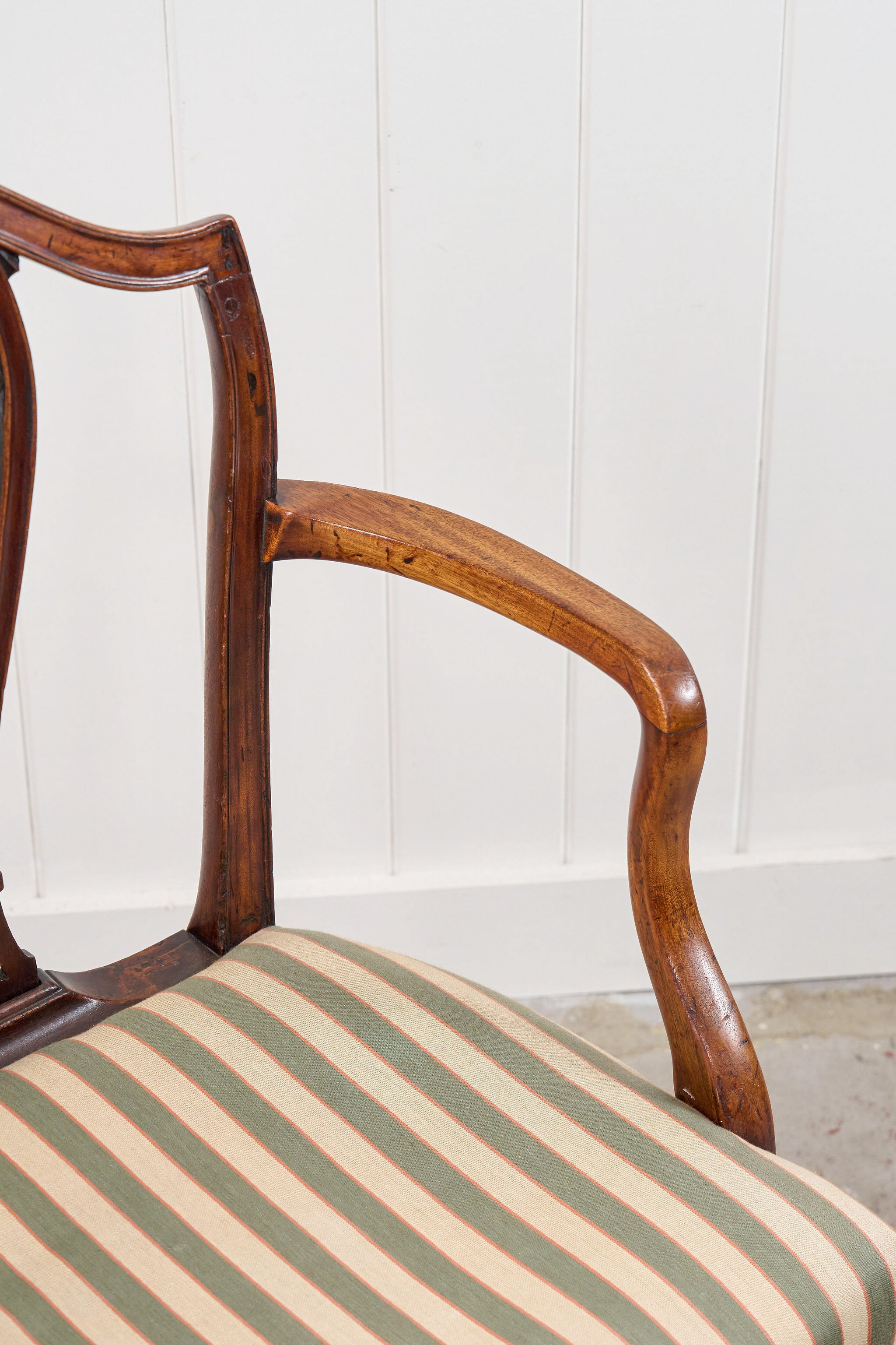 Georgian Cuban Mahogany Shield Back Accent Arm Chair (c. 1790)
