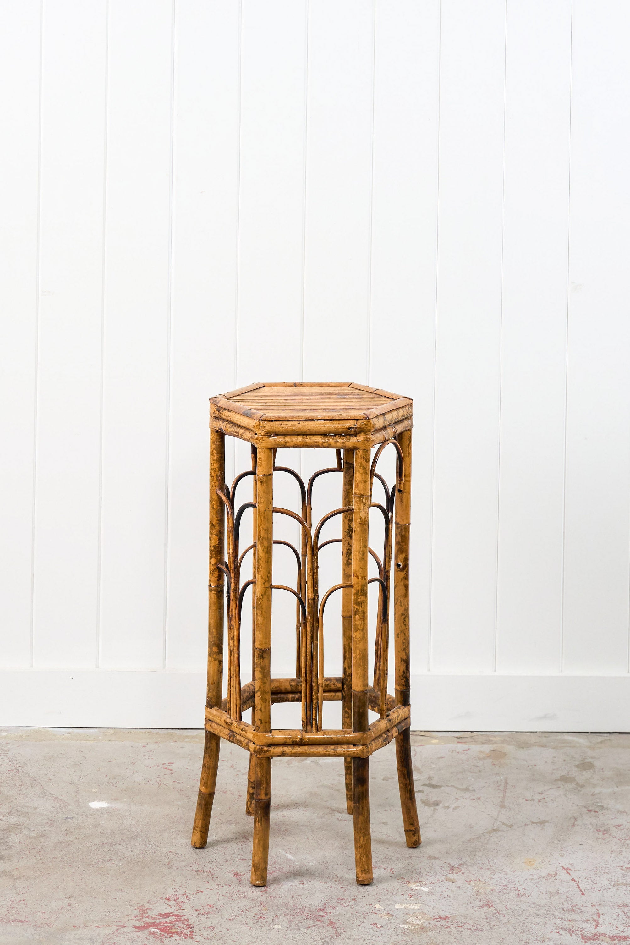 Antique Tortoise Octagon Bamboo Stand