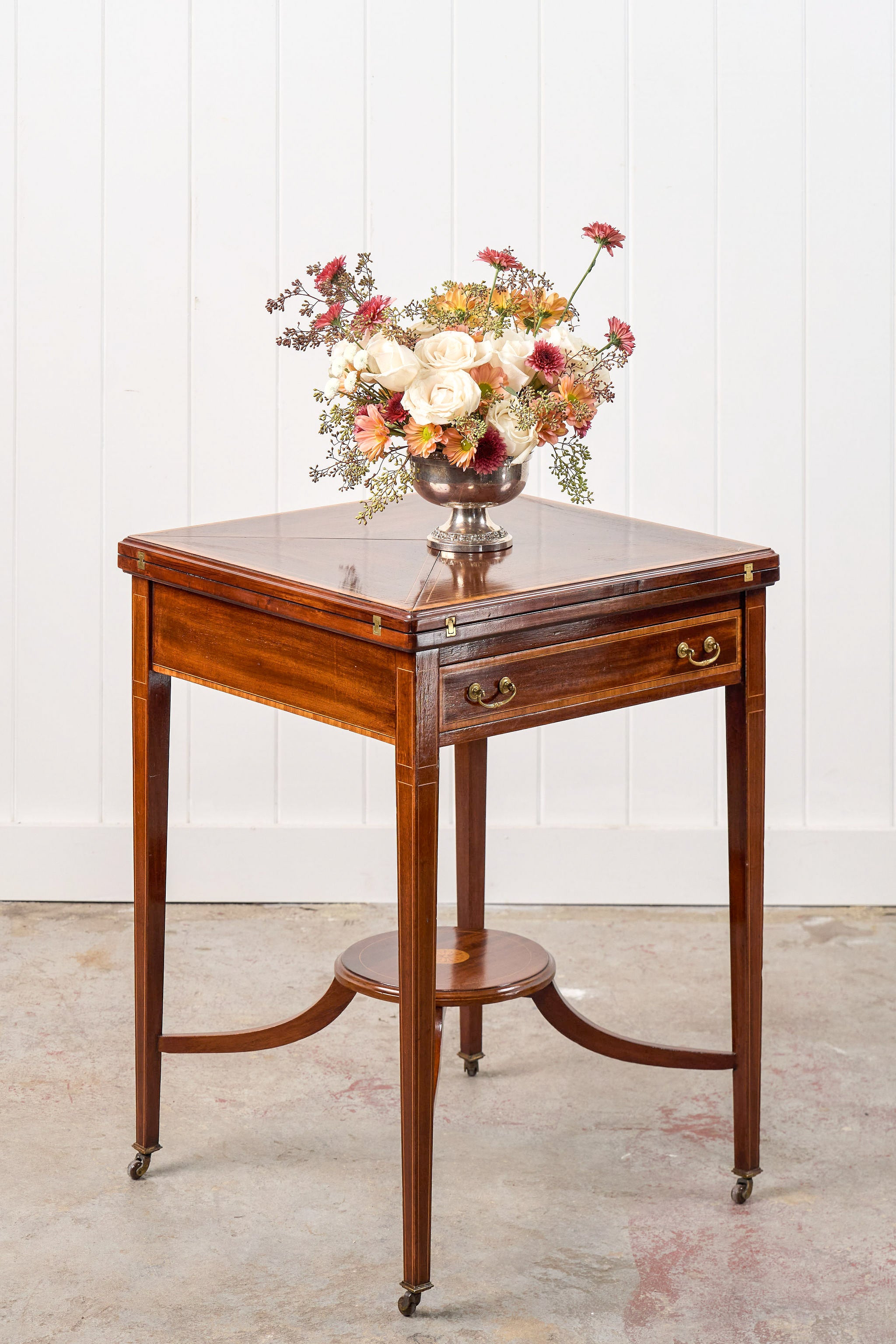 Edwardian Mahogany Envelope Card Table with Newly Replaced Felt – FOUND