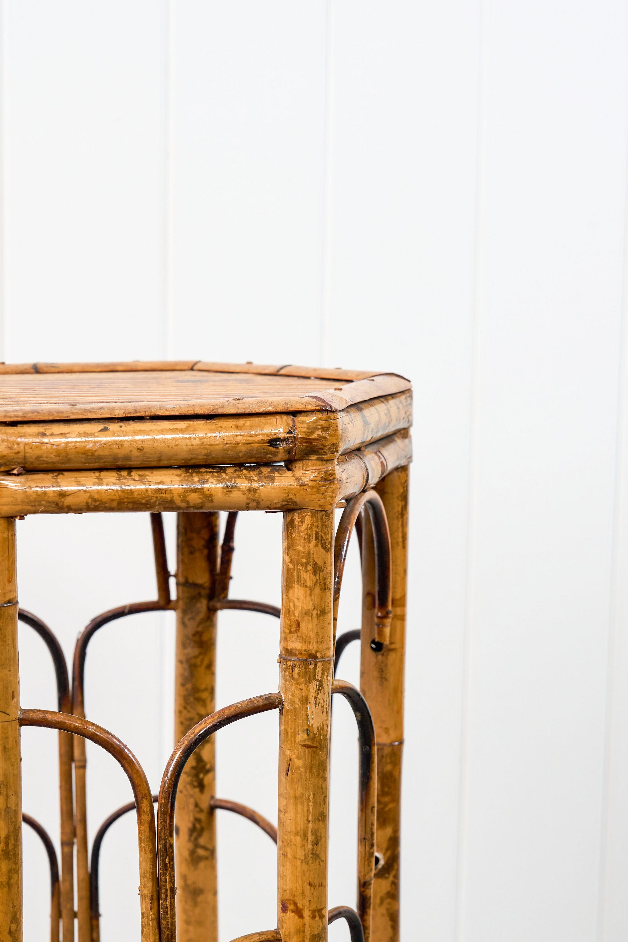 Antique Tortoise Octagon Bamboo Stand