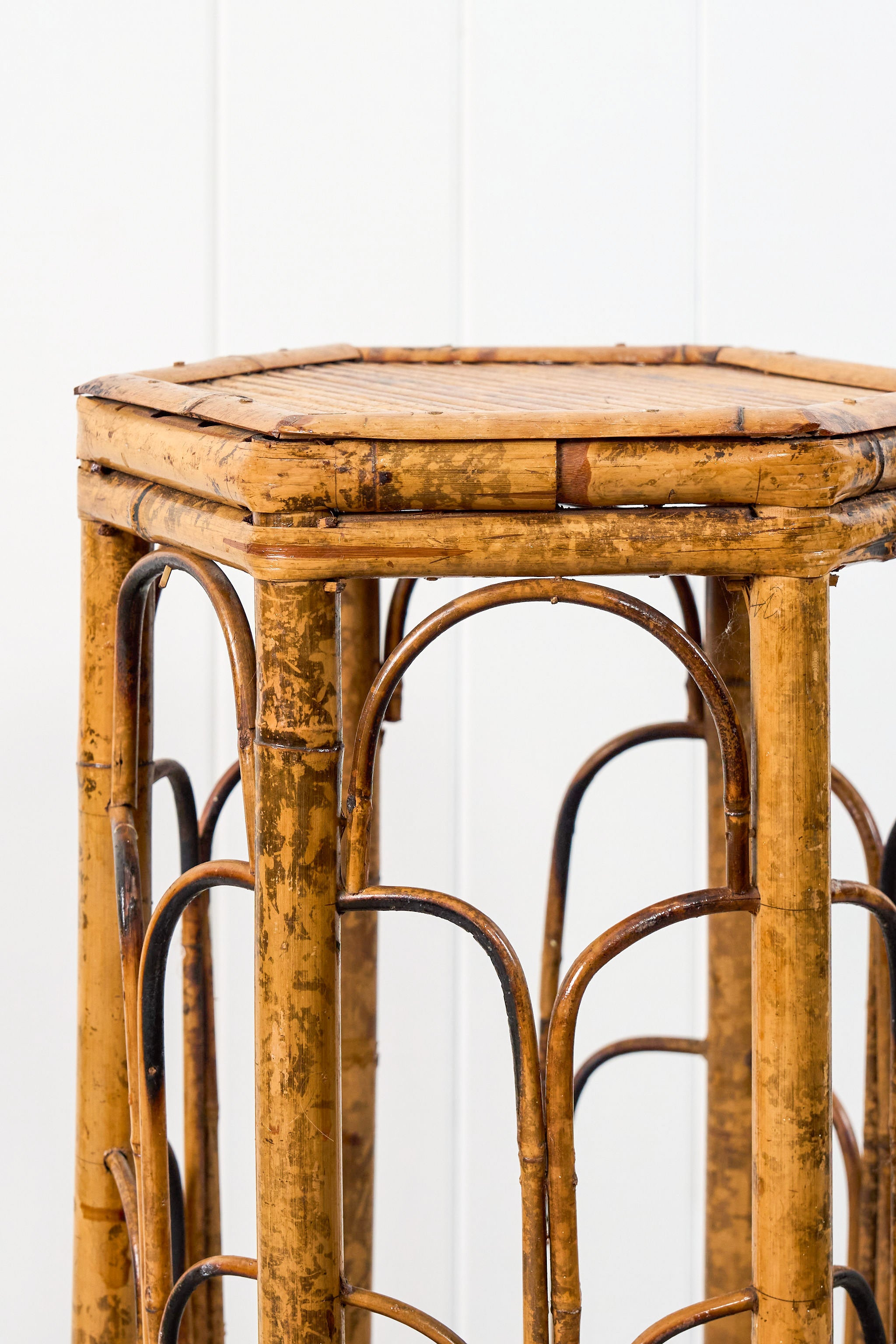Antique Tortoise Octagon Bamboo Stand