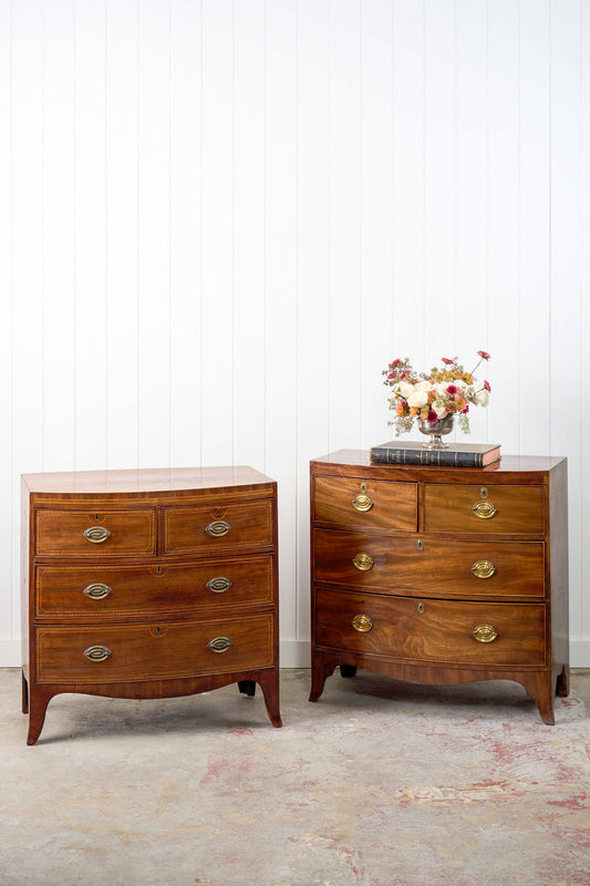 Regency Mahogany 2 Over 2 Bowfront Chest on Splay Feet (c. 1820)