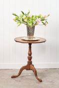 Load image into Gallery viewer, Georgian Mahogany Tilt Top 25.5" Round Table
