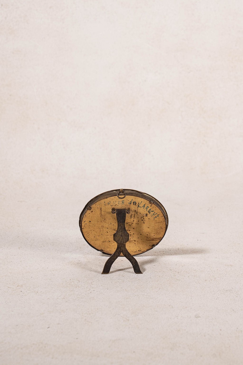 Petite French Brass Circle Frame (Tabletop)