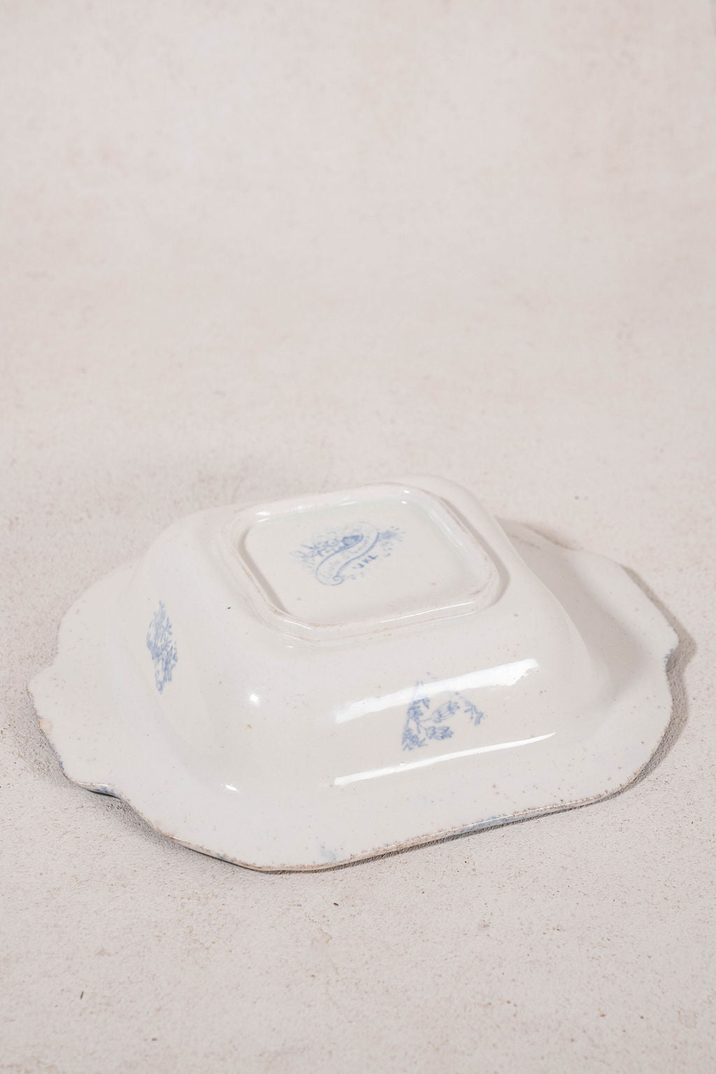 19th Century Asiatic Pheasant Square Tureen (no lid)