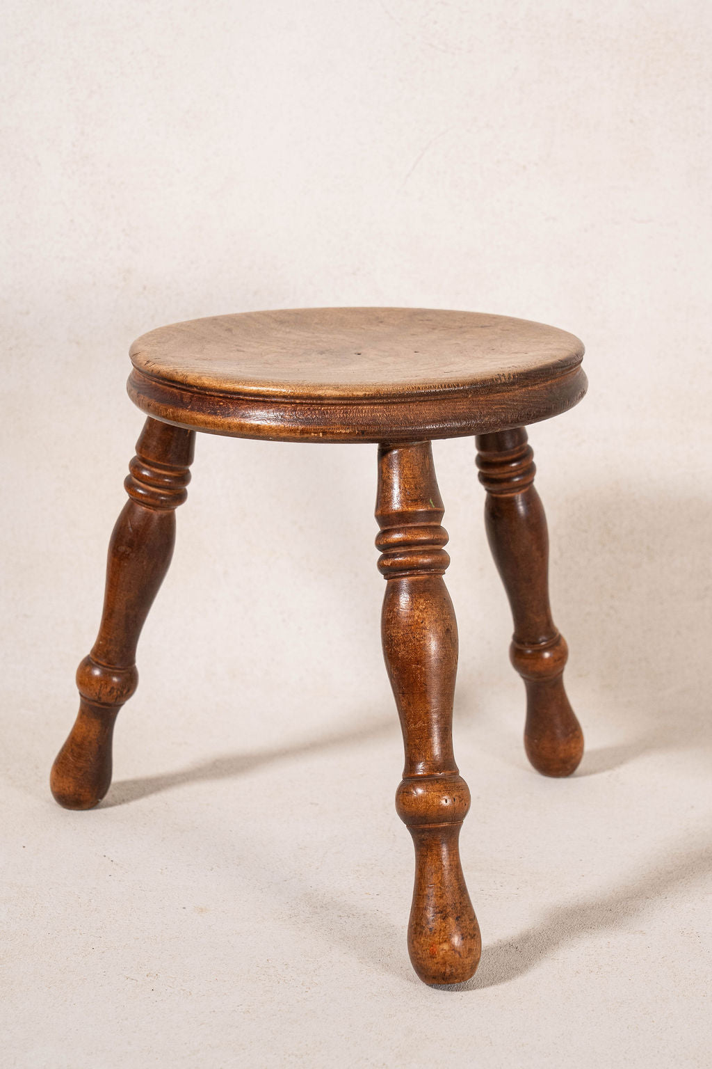 Antique Elmwood Milking Stool with Turned Legs