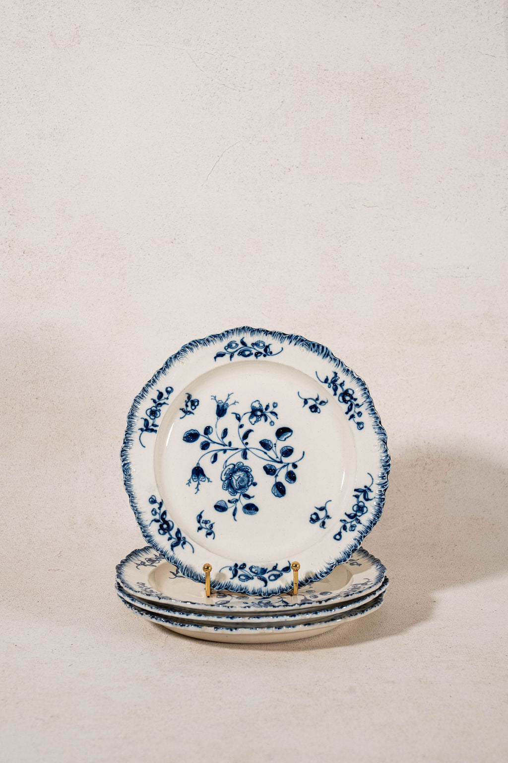 SET of 4 | RARE 18th Century Floral Delftware Plates with Feathered Edge (c. 1790)