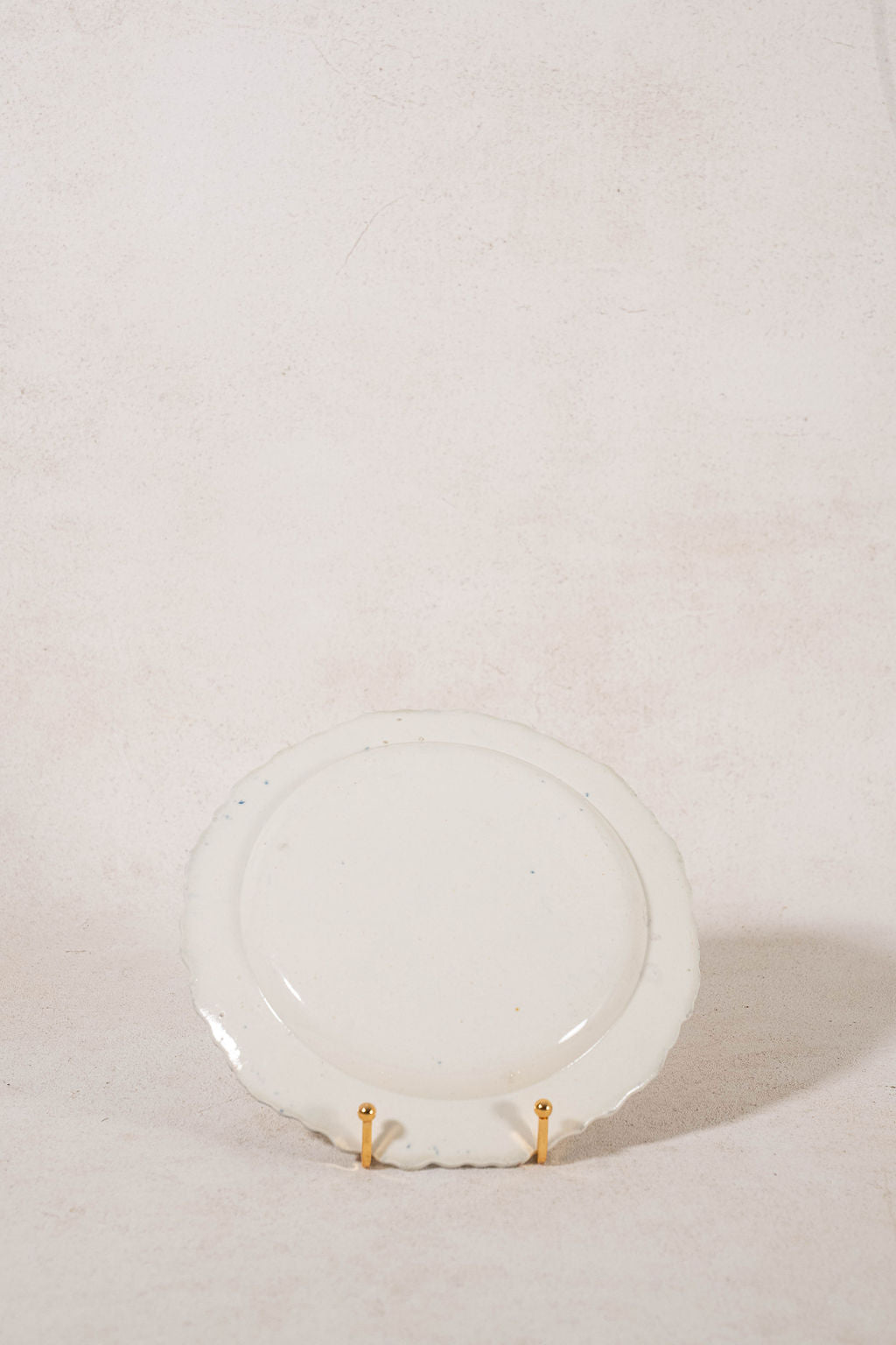 SET of 4 | RARE 18th Century Floral Delftware Plates with Feathered Edge (c. 1790)
