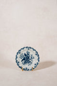 Load image into Gallery viewer, Worcester Pinecone Blue & White Scalloped Plate (c. 1770)
