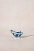 Load image into Gallery viewer, Meissen Germany Blue Onion Creamer Dish
