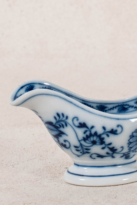 Meissen Germany Blue Onion Creamer Dish
